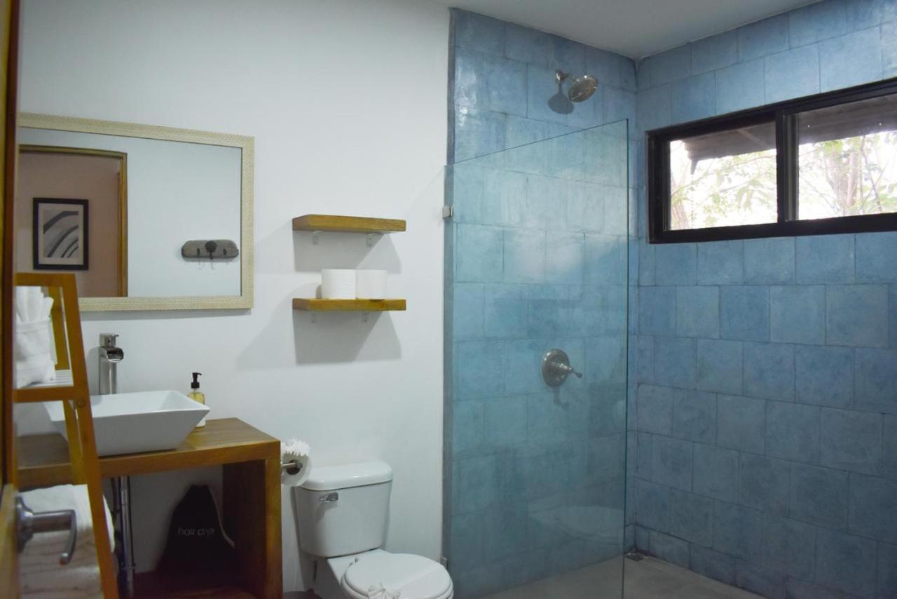 Blue Window Boutique Villas Hotel Playa Junquillal Bagian luar foto