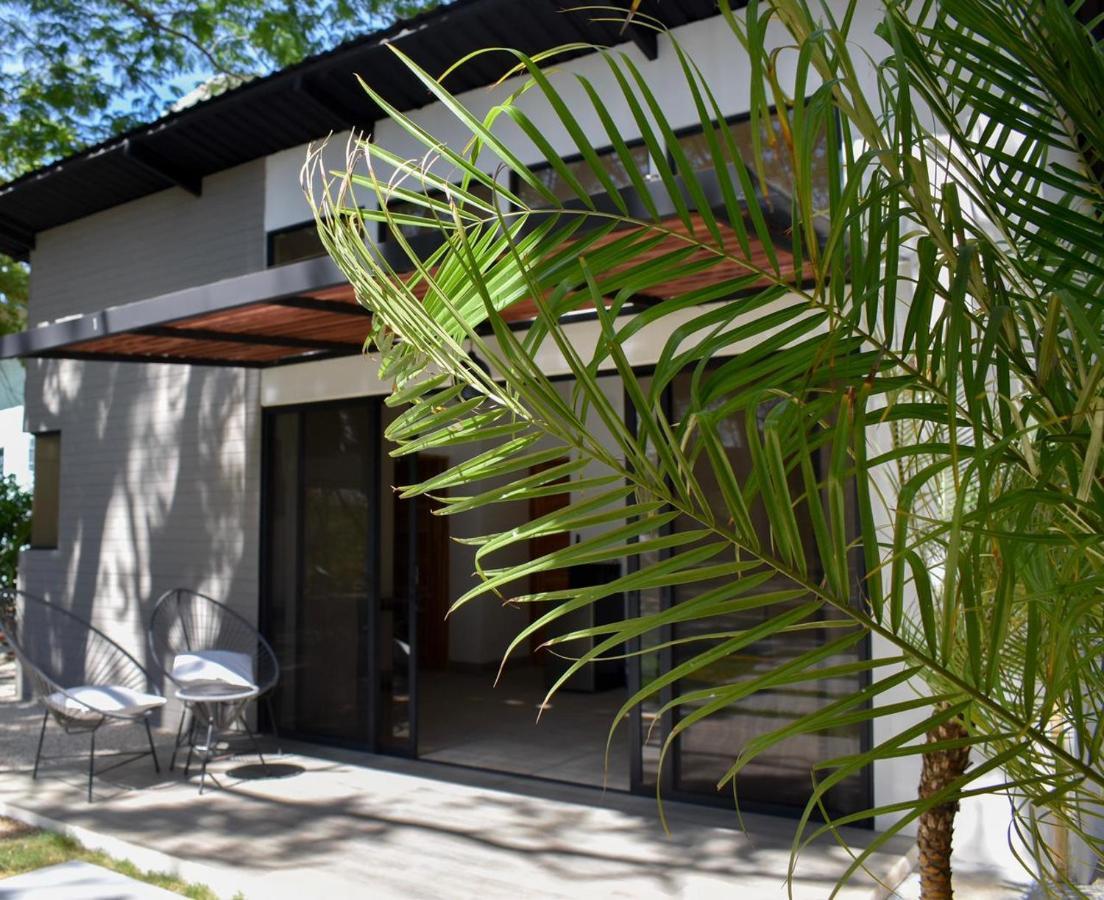 Blue Window Boutique Villas Hotel Playa Junquillal Bagian luar foto
